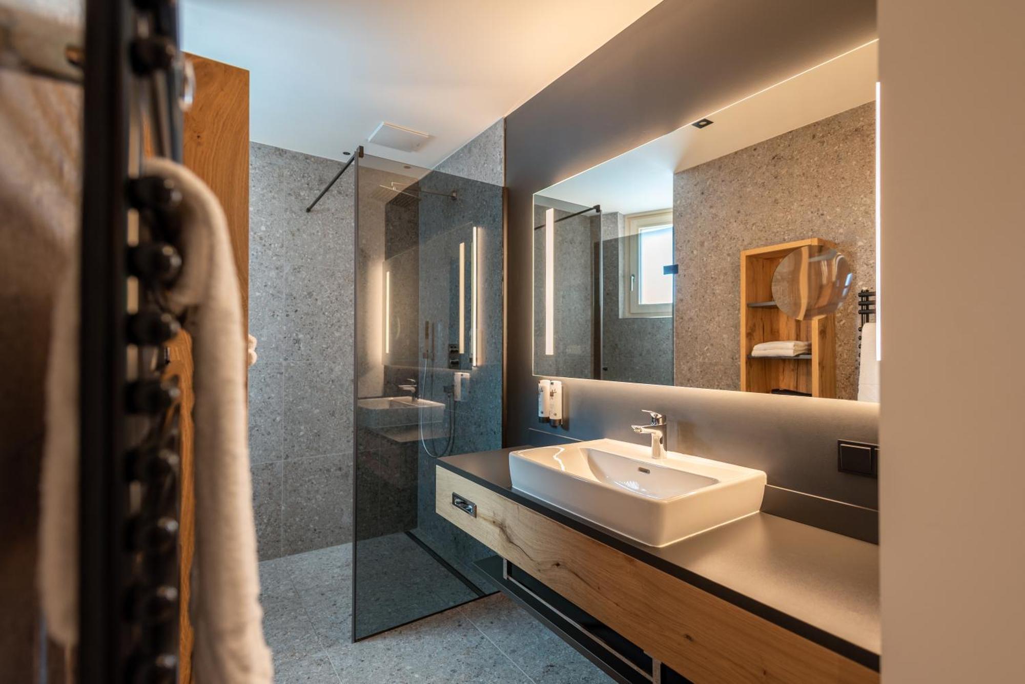 Hotel Lohningerhof マリア・アルム・アム・シュタイナーネン・メアー 部屋 写真